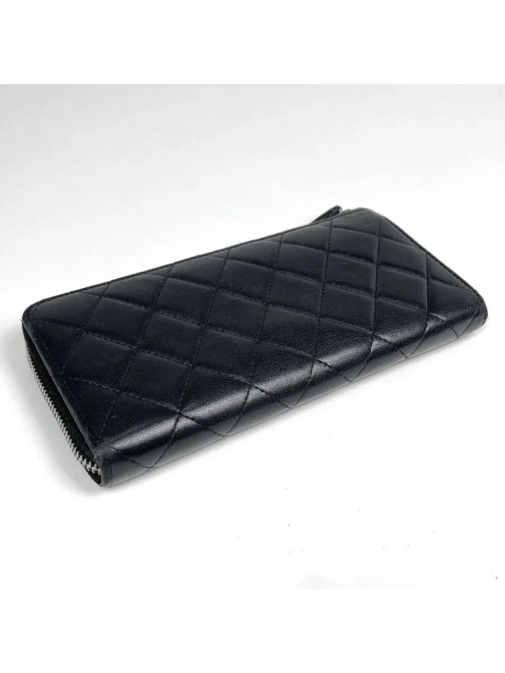 Chanel CC Logo L-Shaped Zipper Wallet Quilted Leather Black
